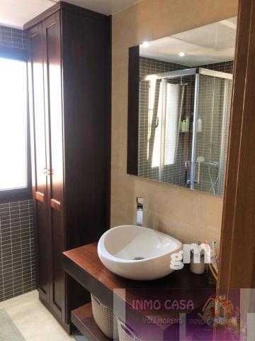 For sale of flat in Coín