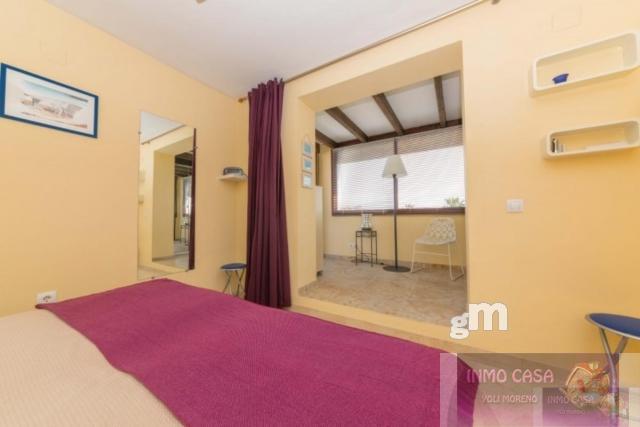 For sale of penthouse in Estepona