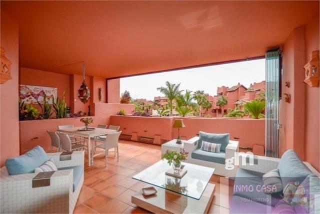 Venta de piso en Estepona