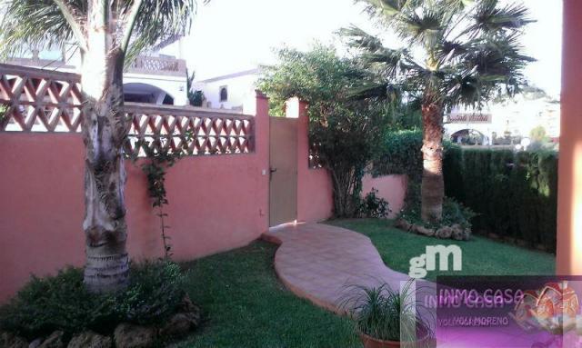 For sale of chalet in Mijas