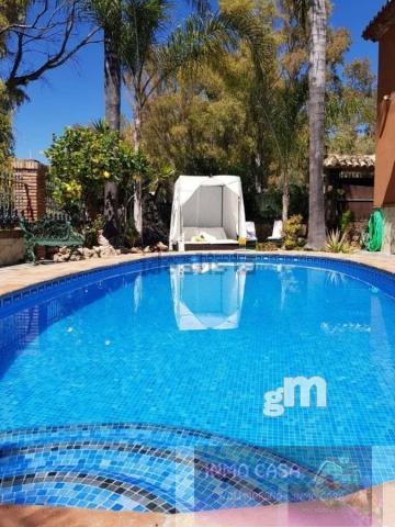For rent of house in Nueva Andalucía