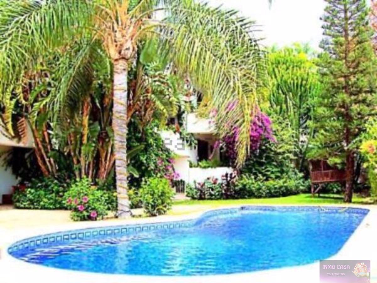 For rent of villa in Estepona