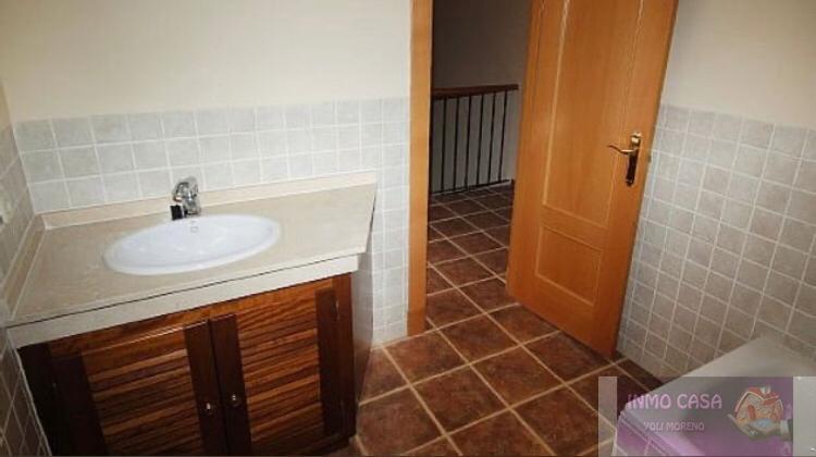 For rent of house in Estepona