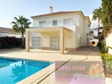 For rent of villa in Mijas