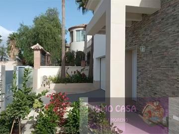 For rent of villa in Mijas