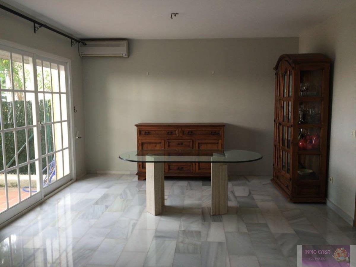 For rent of house in Estepona