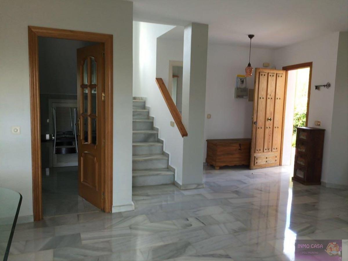 For rent of house in Estepona