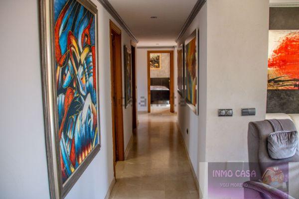 For rent of penthouse in Estepona