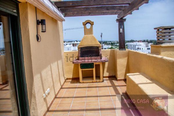 For rent of penthouse in Estepona