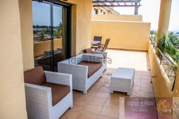 For rent of penthouse in Estepona