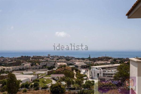 For rent of penthouse in Benalmádena