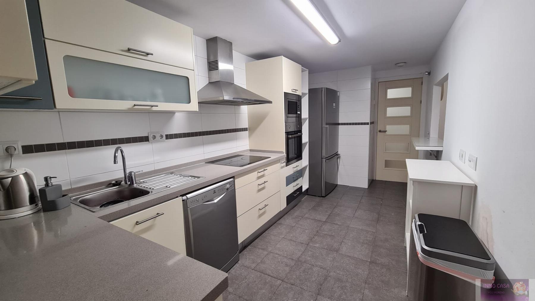 For rent of flat in Manilva
