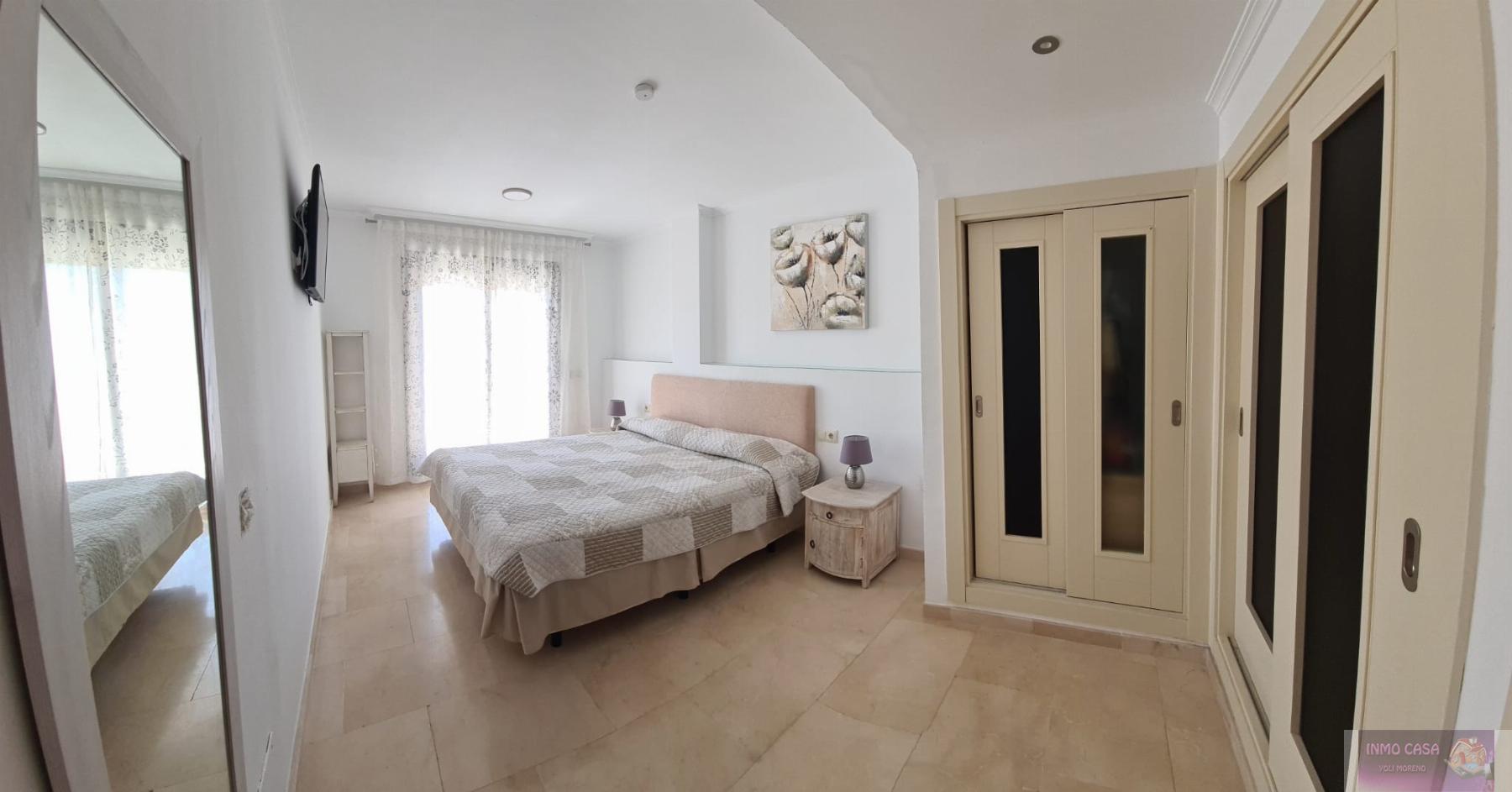 For rent of flat in Manilva