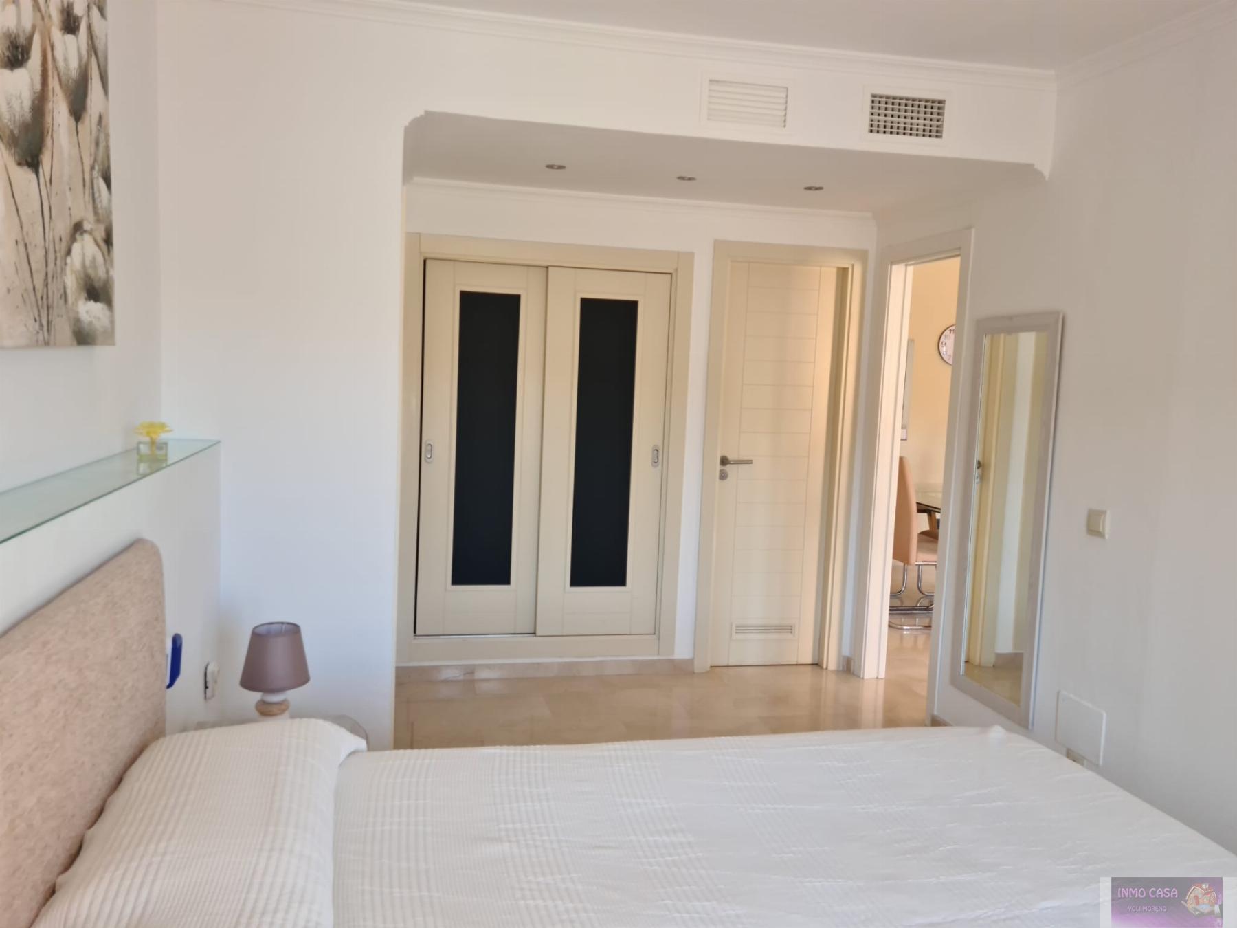 For rent of flat in Manilva