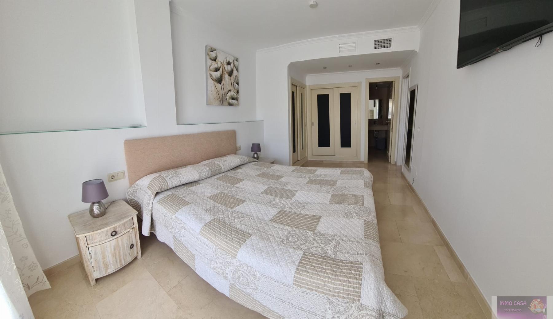 For rent of flat in Manilva