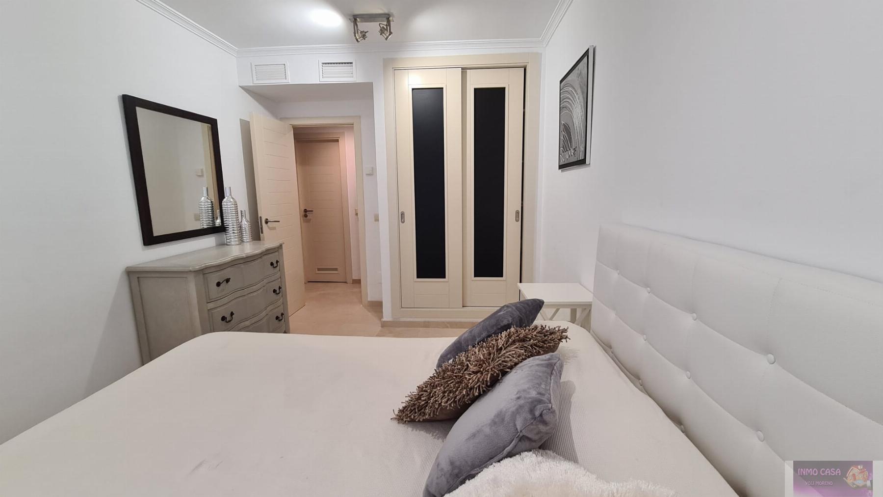 For rent of flat in Manilva