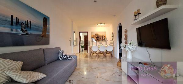 For rent of flat in Benalmádena