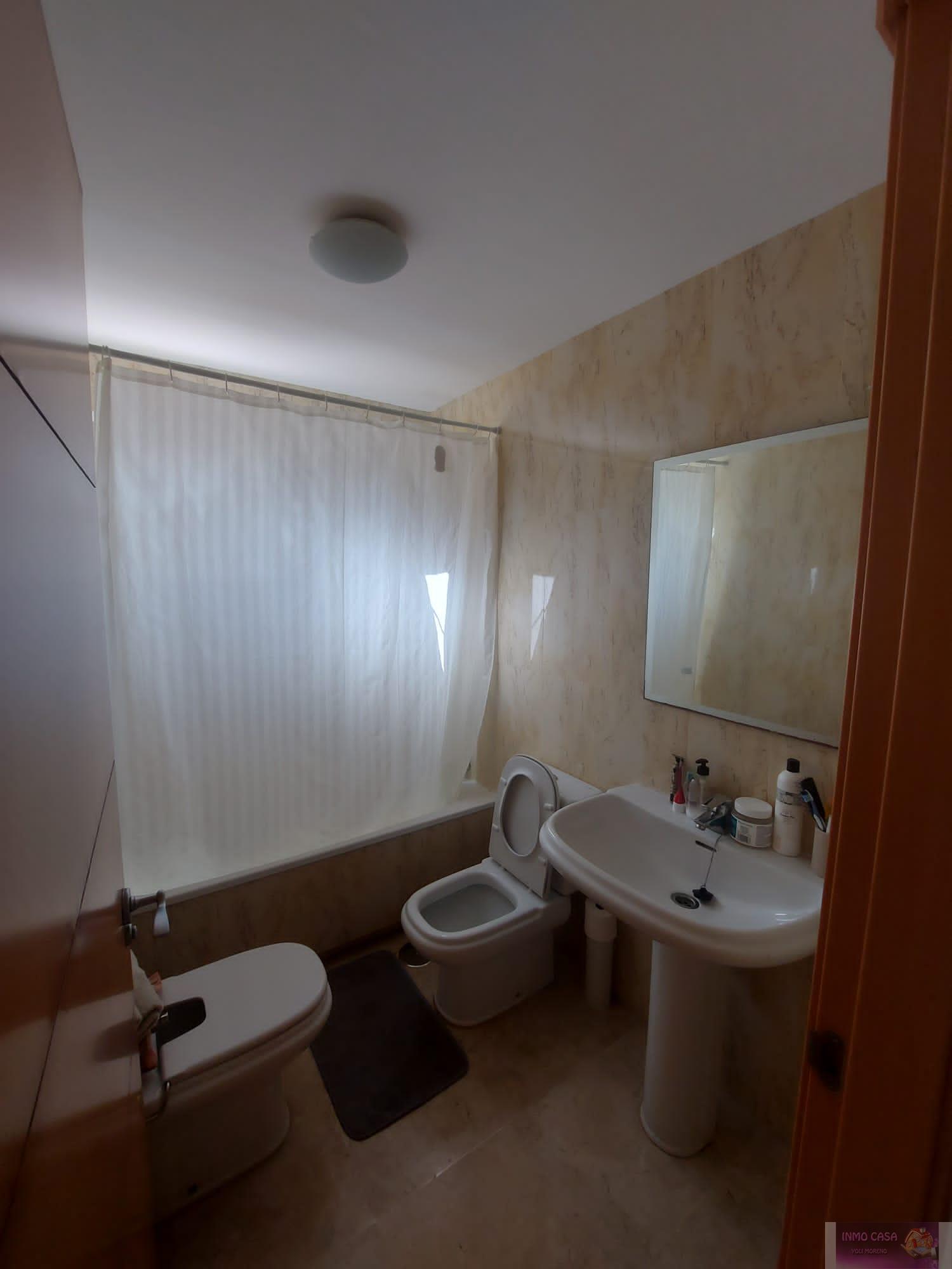 For rent of flat in Manilva