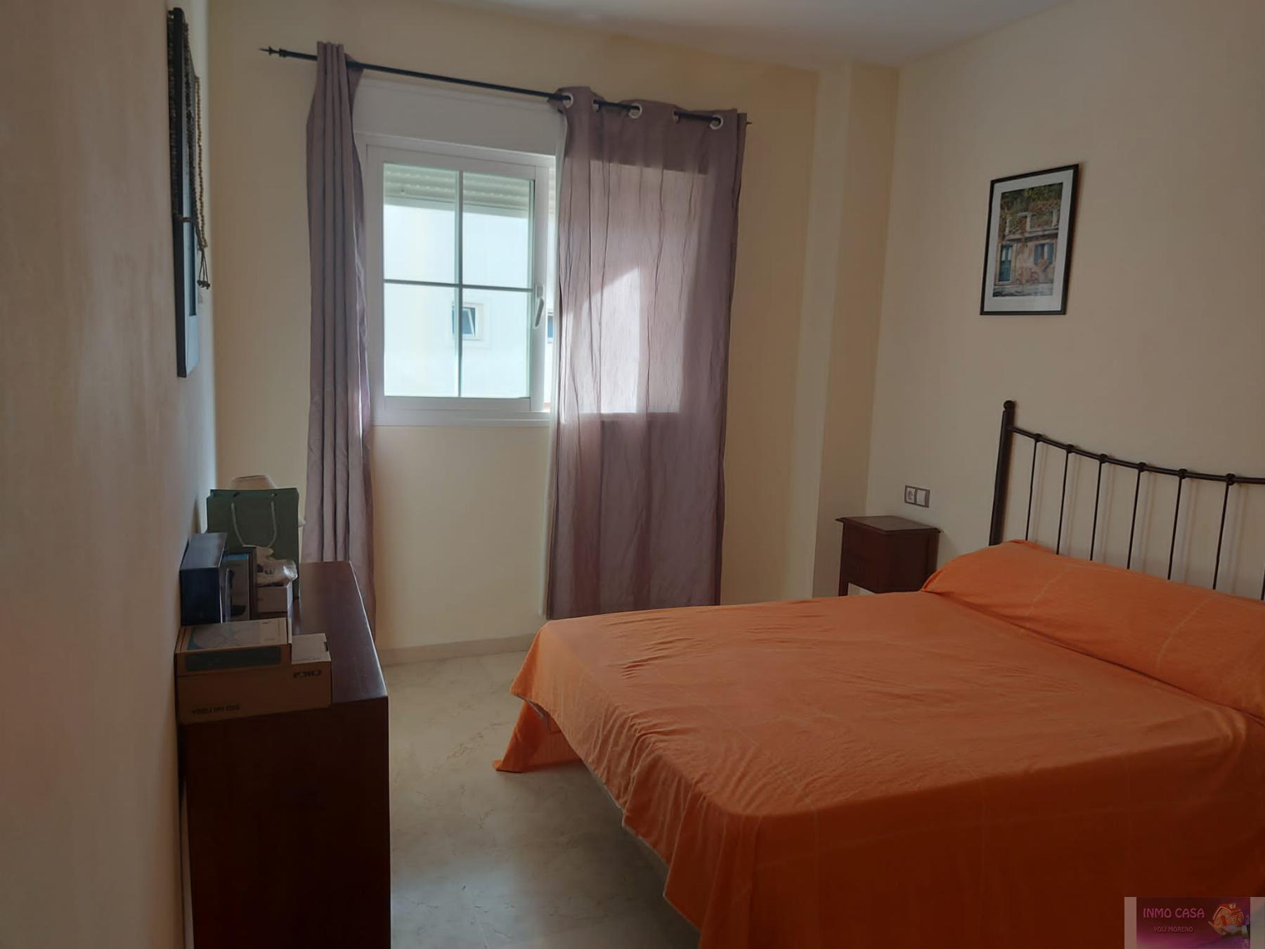 For rent of flat in Manilva