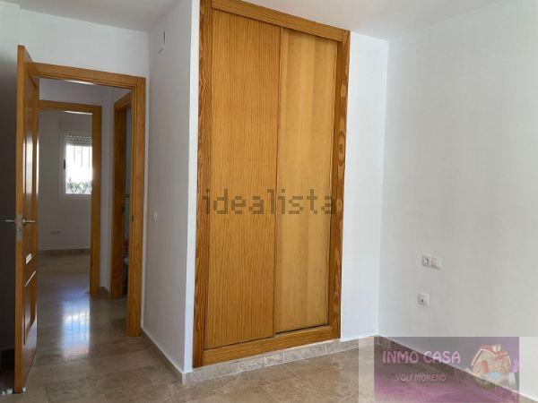 For rent of flat in Manilva