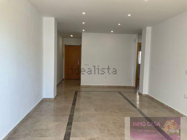 For rent of flat in Manilva