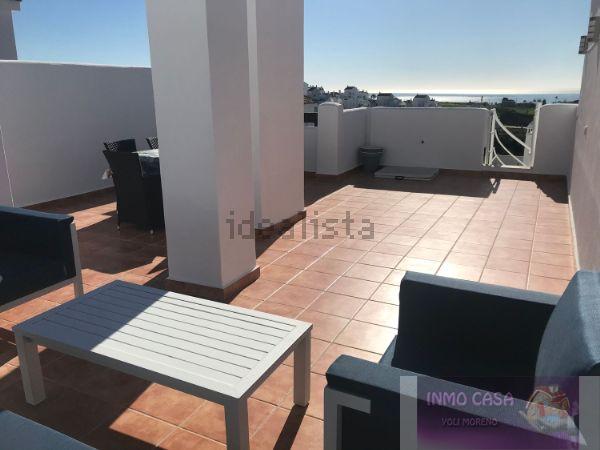 For rent of penthouse in Estepona