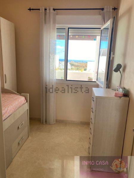 For rent of penthouse in Estepona