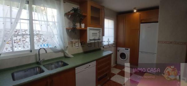 For rent of chalet in Benalmádena
