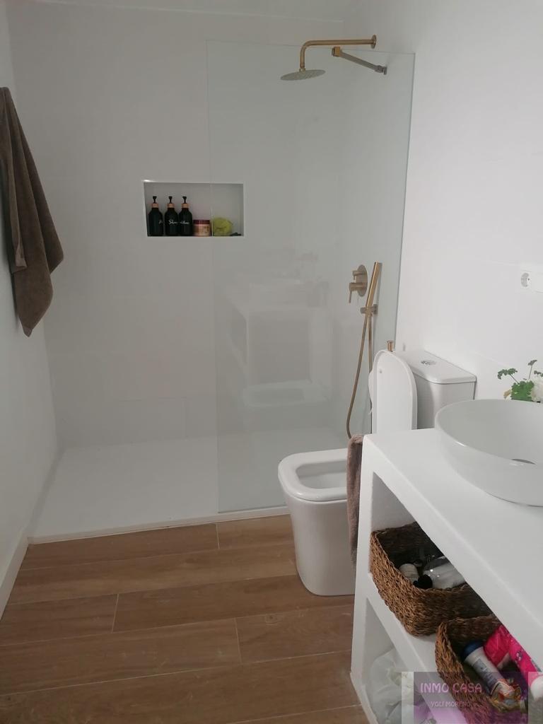 For rent of chalet in Coín