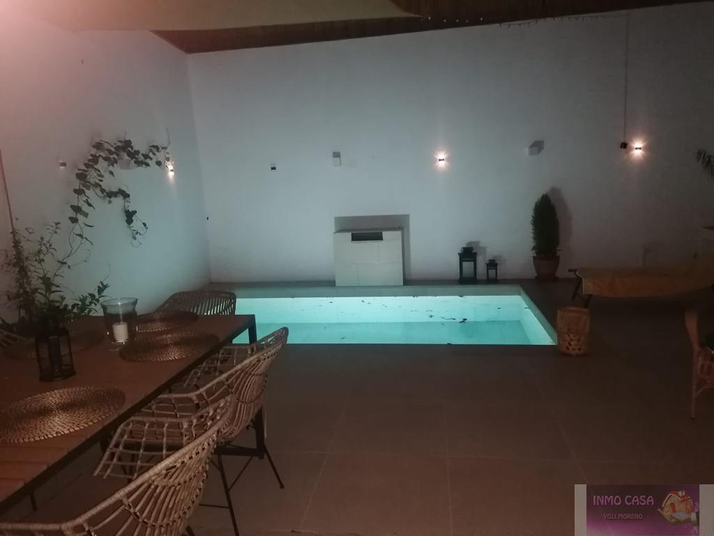 For rent of chalet in Coín
