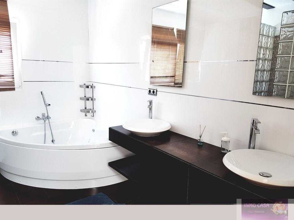 For rent of chalet in Alhaurín de la Torre