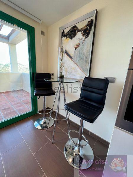 For rent of penthouse in Estepona