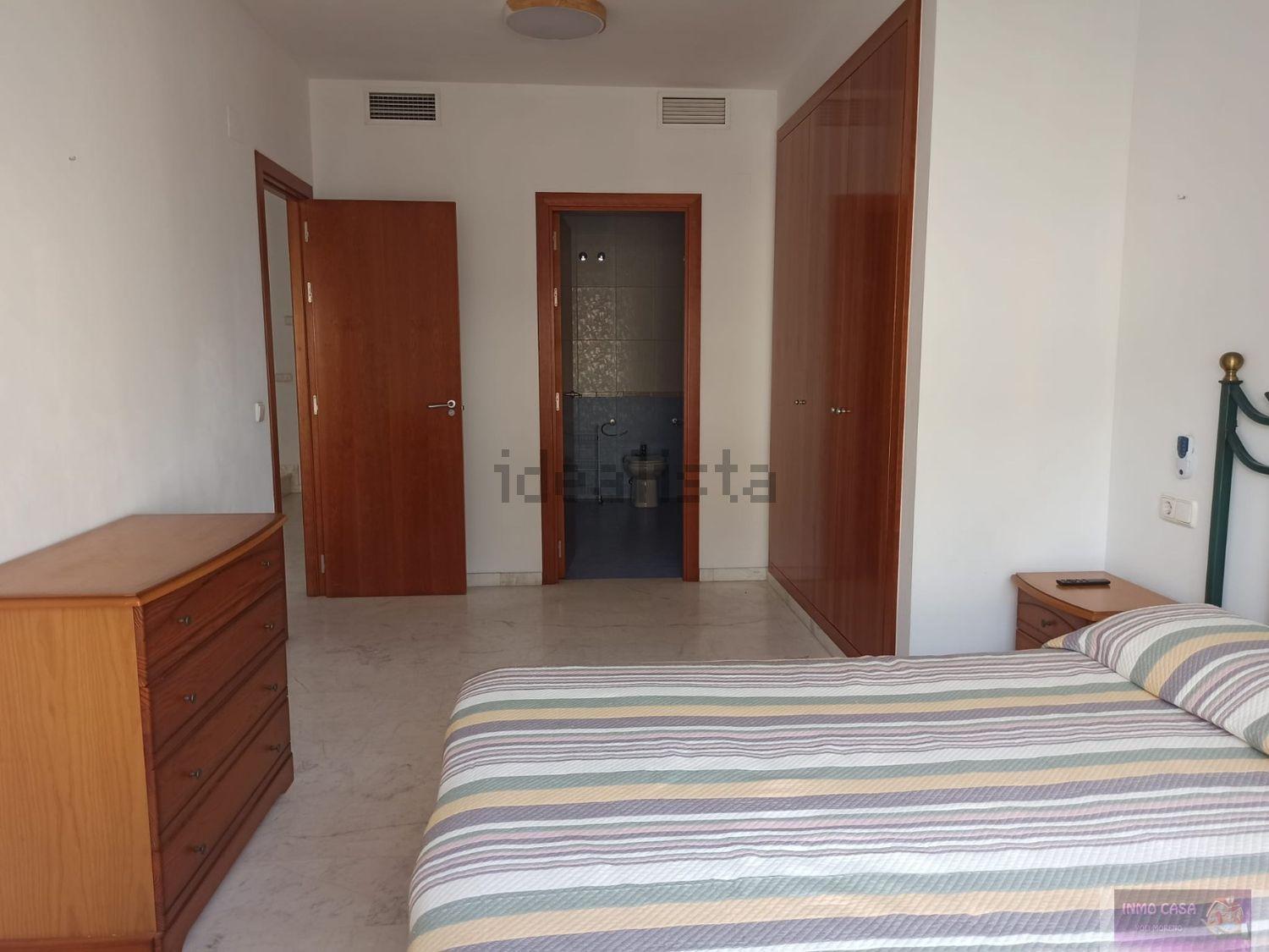 For rent of penthouse in Estepona