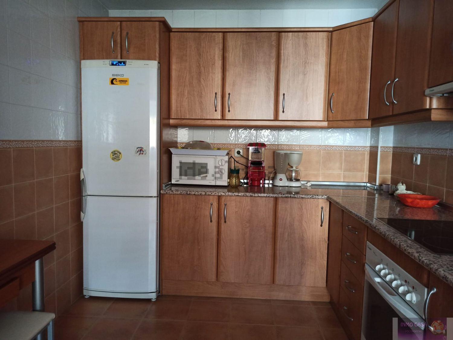For rent of penthouse in Estepona