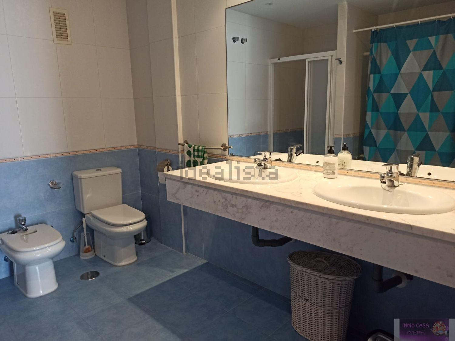 For rent of penthouse in Estepona
