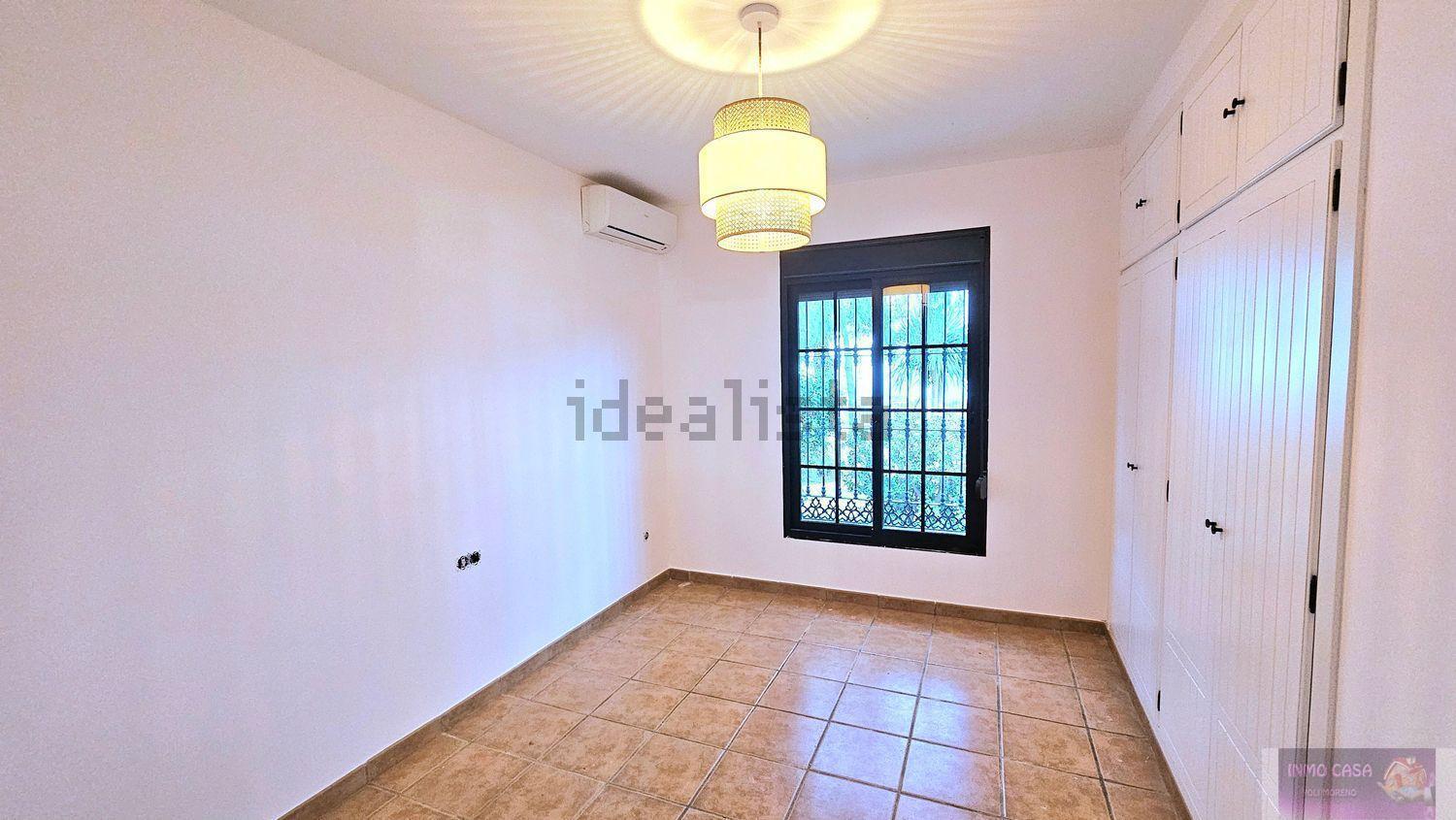 Alquiler de villa en Estepona