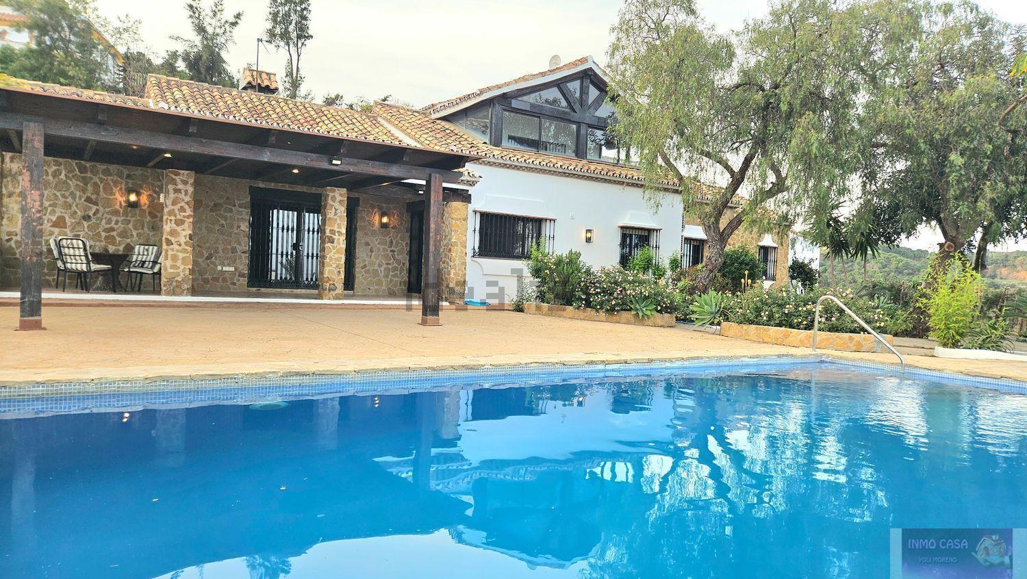 Alquiler de villa en Estepona