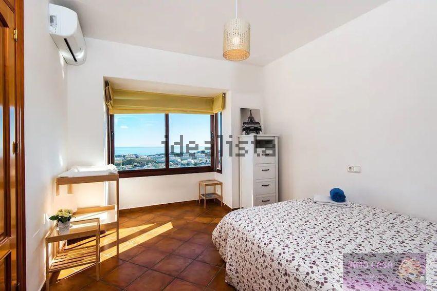 For rent of villa in Benalmádena