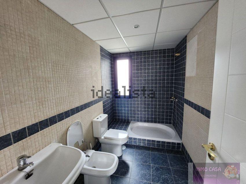 For rent of penthouse in Estepona