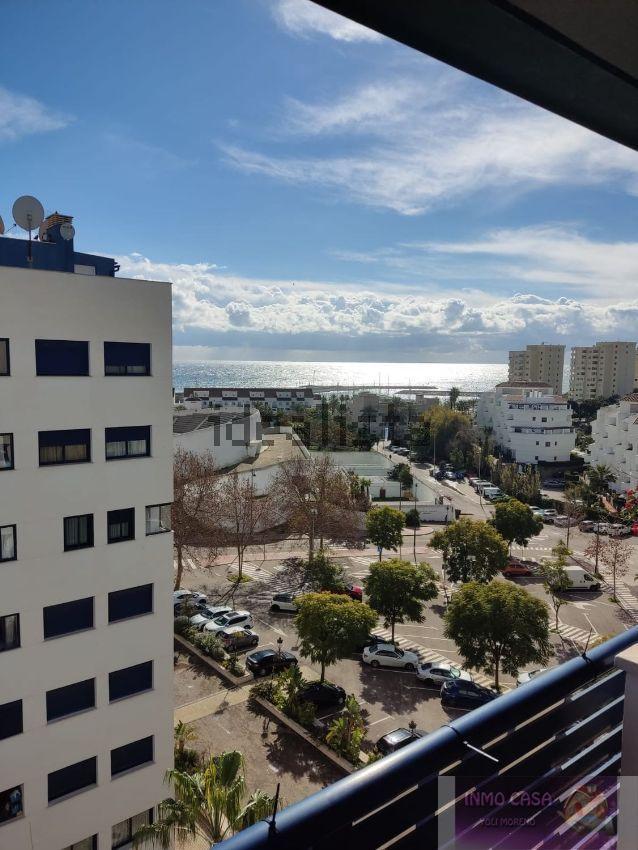 For rent of penthouse in Estepona