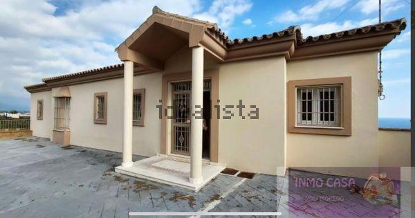 For rent of villa in Manilva