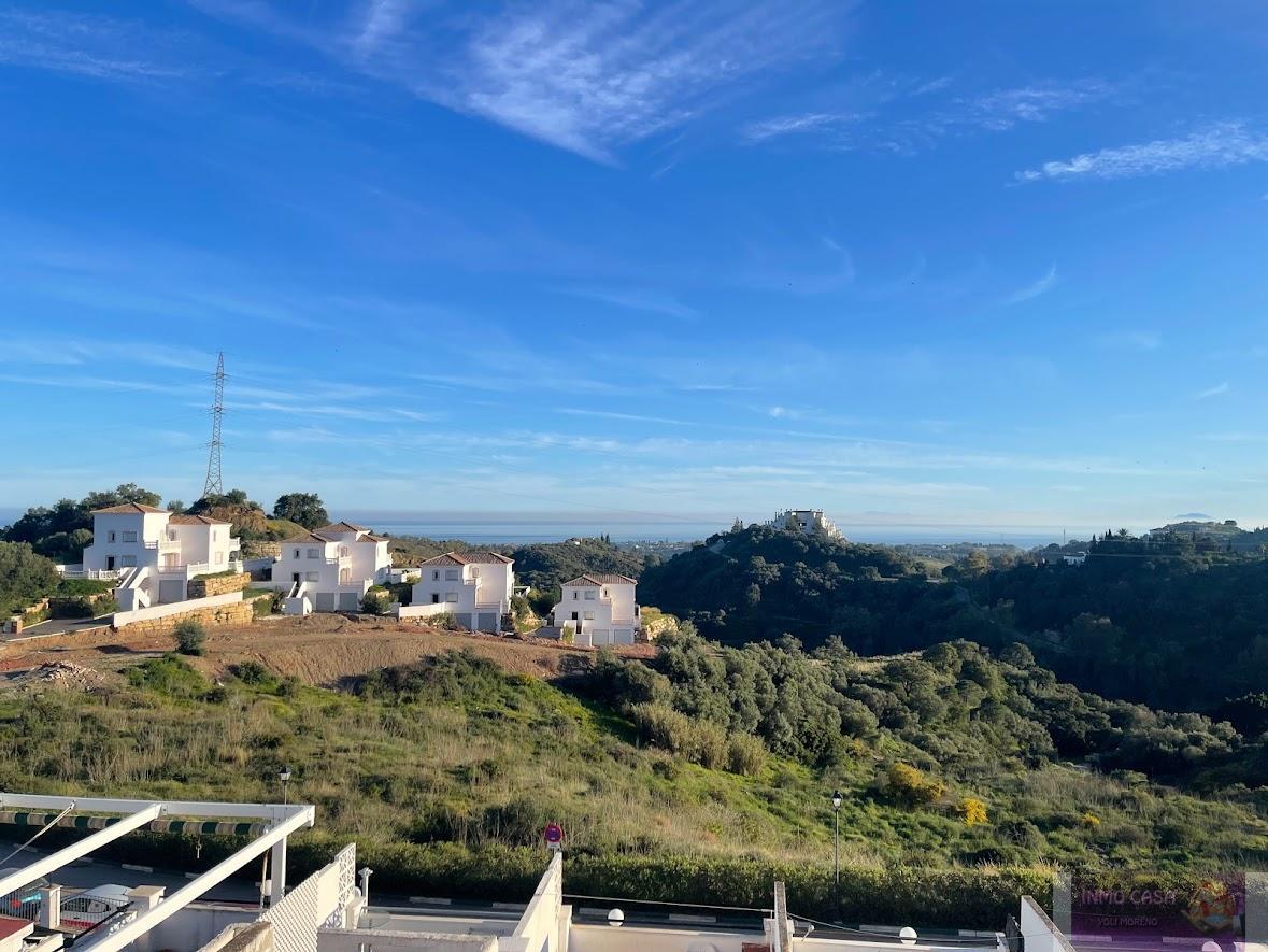 For rent of duplex in Estepona