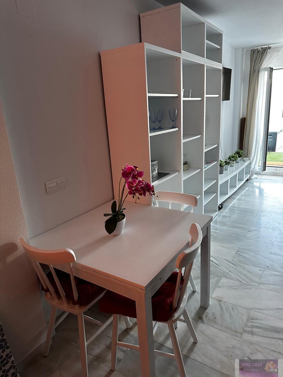 For rent of duplex in Estepona