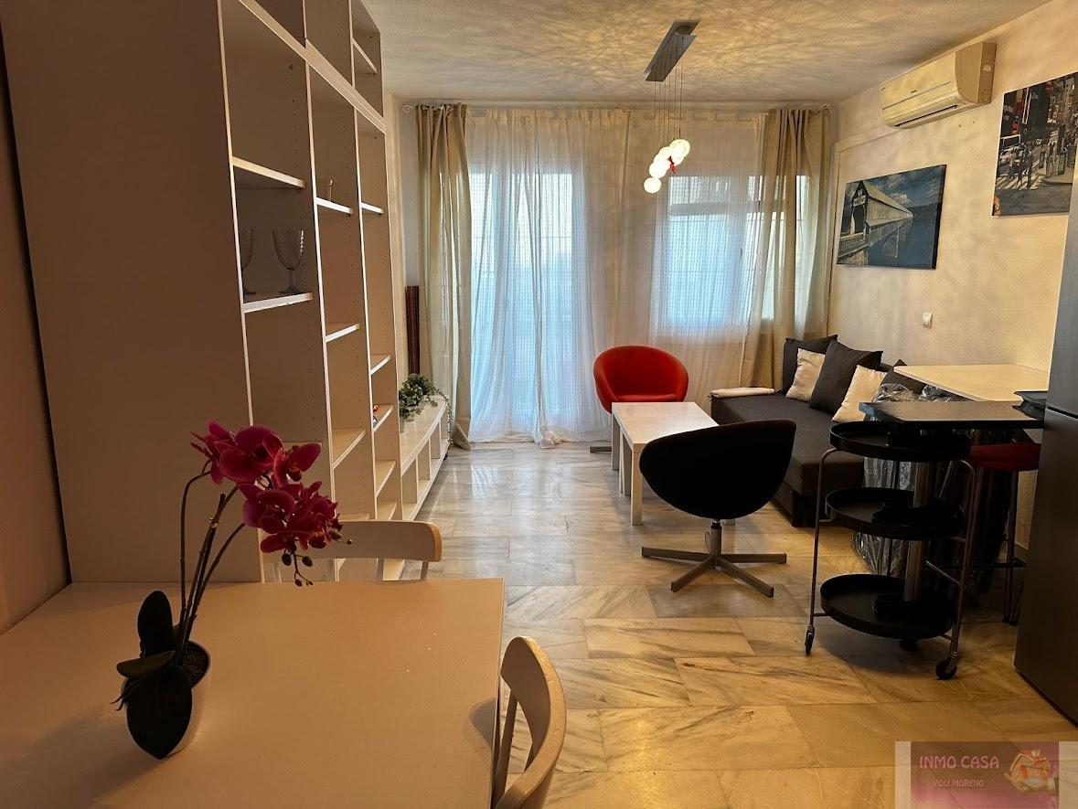 For rent of duplex in Estepona