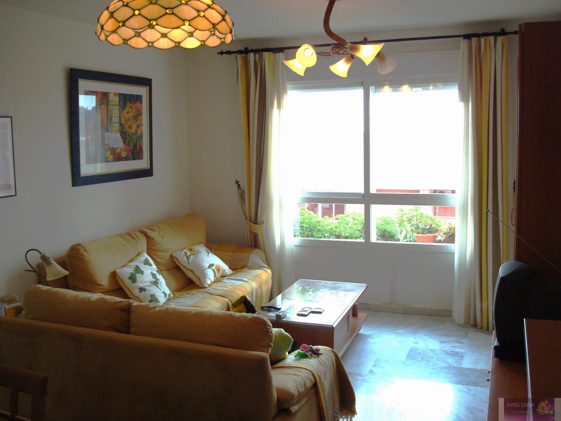 For rent of apartment in Manilva