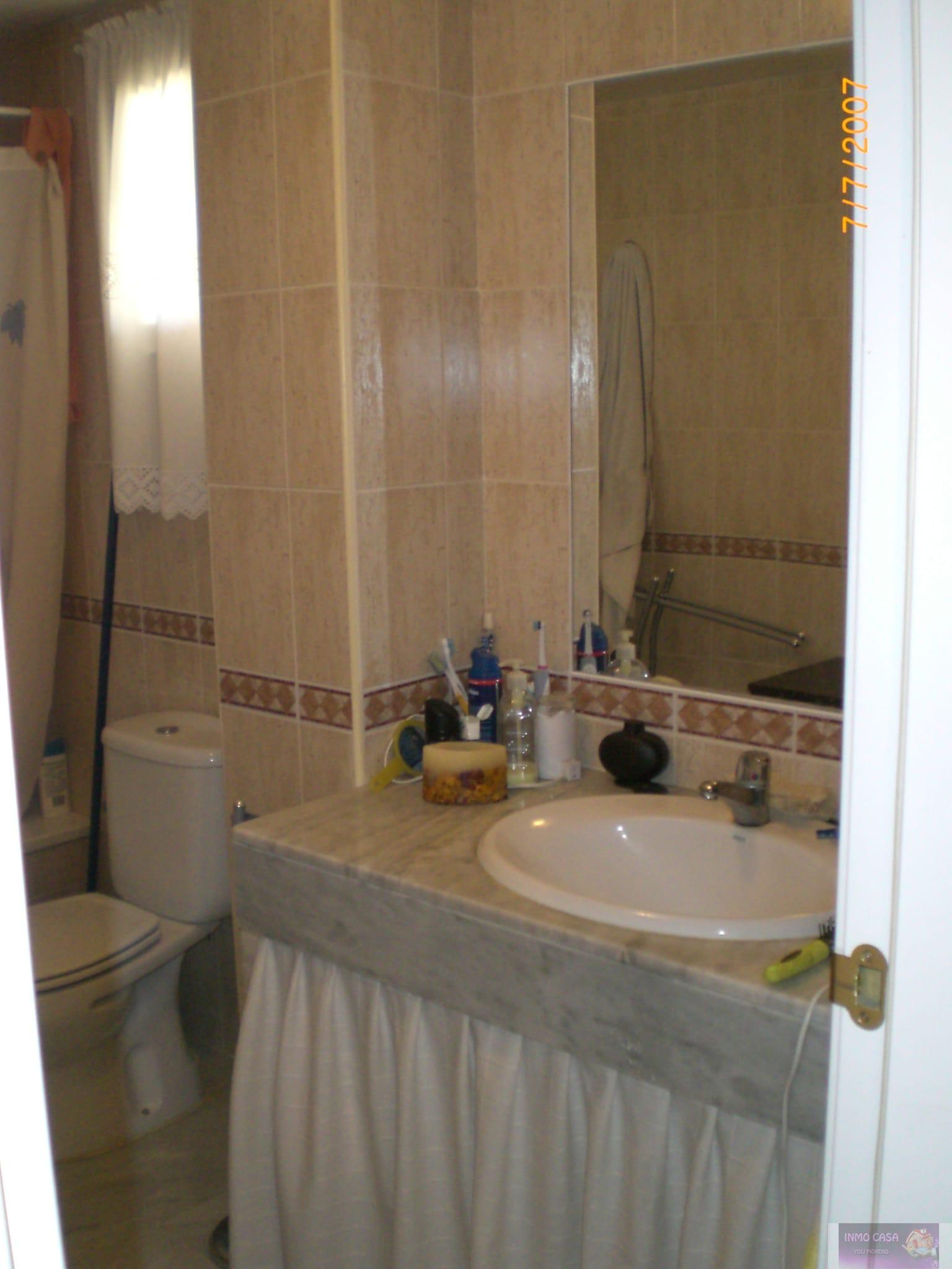 For rent of apartment in Manilva