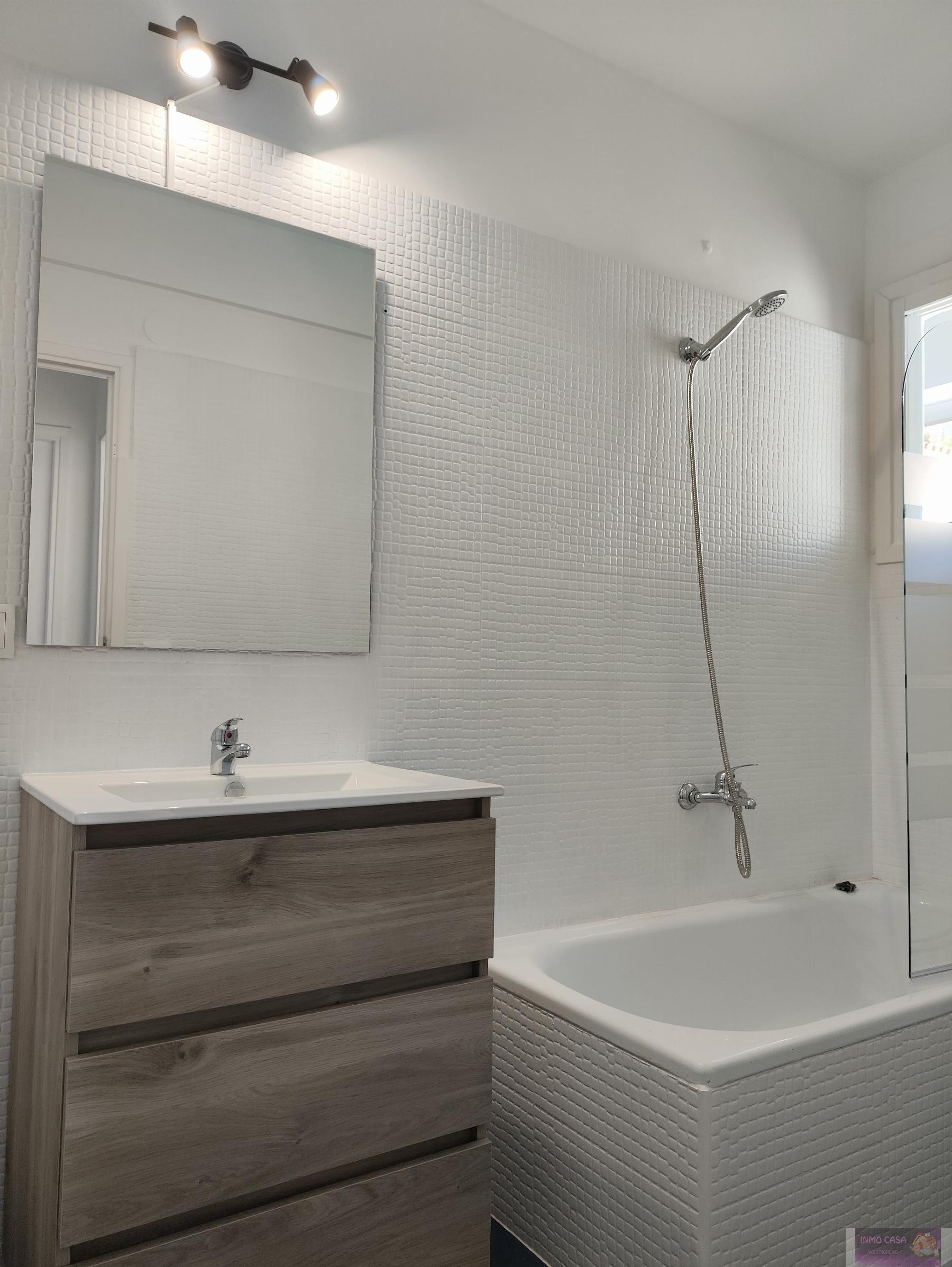 For rent of flat in Benalmádena