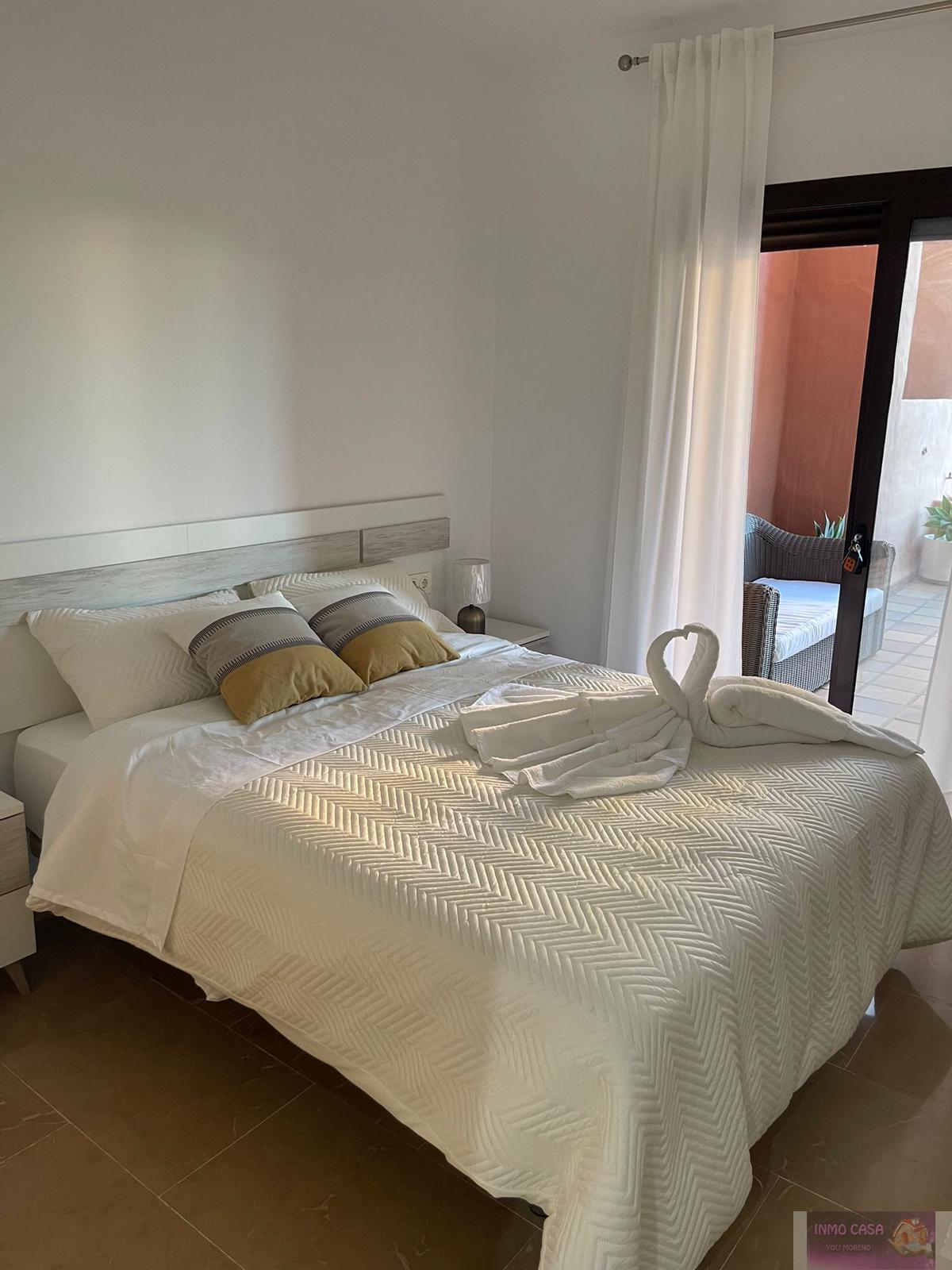 For rent of ground floor in Manilva