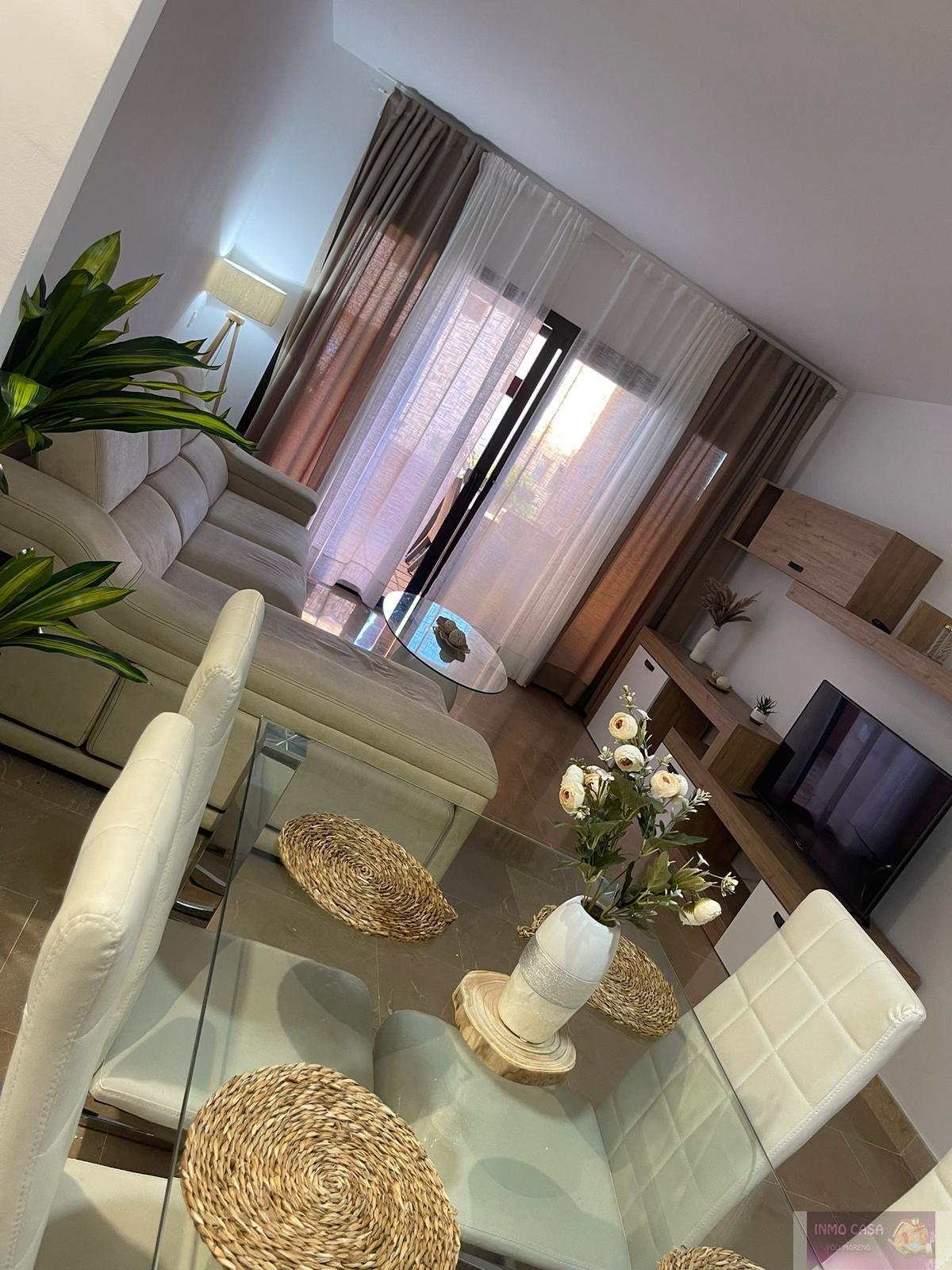 For rent of ground floor in Manilva