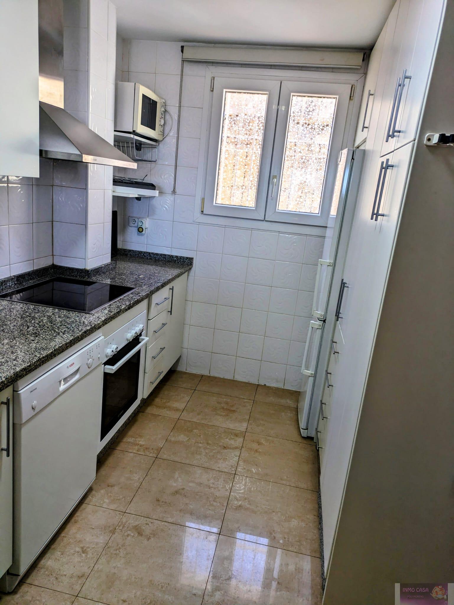 For rent of flat in Manilva